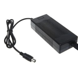 Chargeur pour batterie interne Navee S65C, Egret Ey! 3, Yadea Artist ou equivalent, accessoire trottinette  - 1  