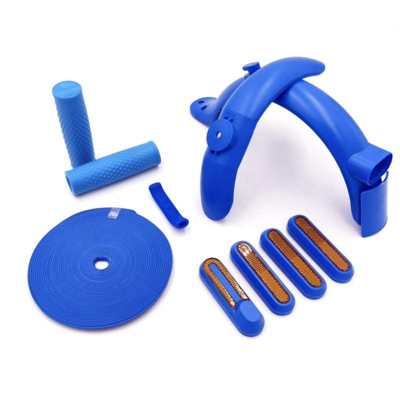 Kit carenare cu culoare personalizata - aripi plus accesorii - design standard si mare pentru stop.  - 6 Kit carenare cu culoare