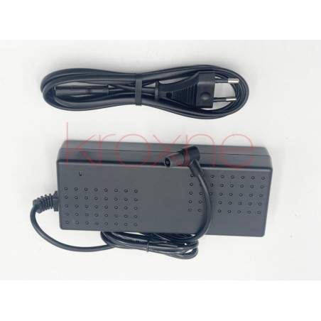 Zaryadnyy prystriy dlya elektrosamokata Xiaomi Electric Scooter 4 Pro (2nd Gen).  - 1 Zaryadnyy prystriy dlya elektrosamokata Xi